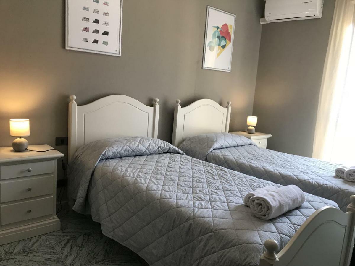 Anfite Apartments Castelletto Peschiera del Garda Exteriör bild